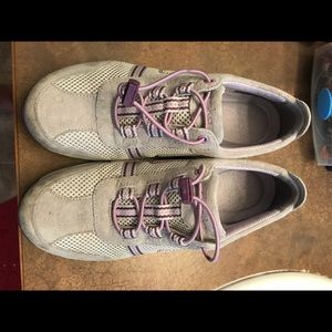 Women’s Dansko purple slip on walking shoes